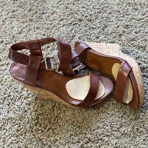 Brown and corn wedges